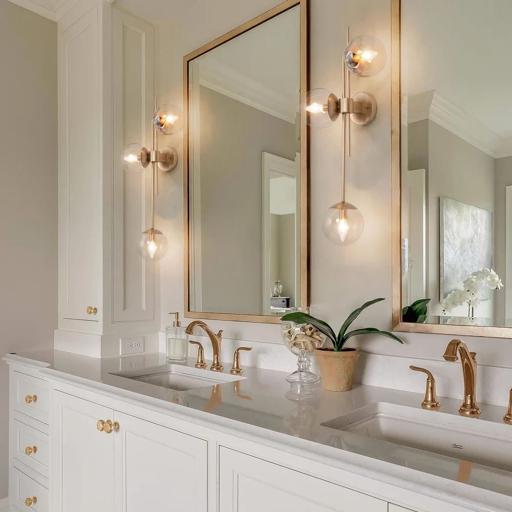 Wall sconce